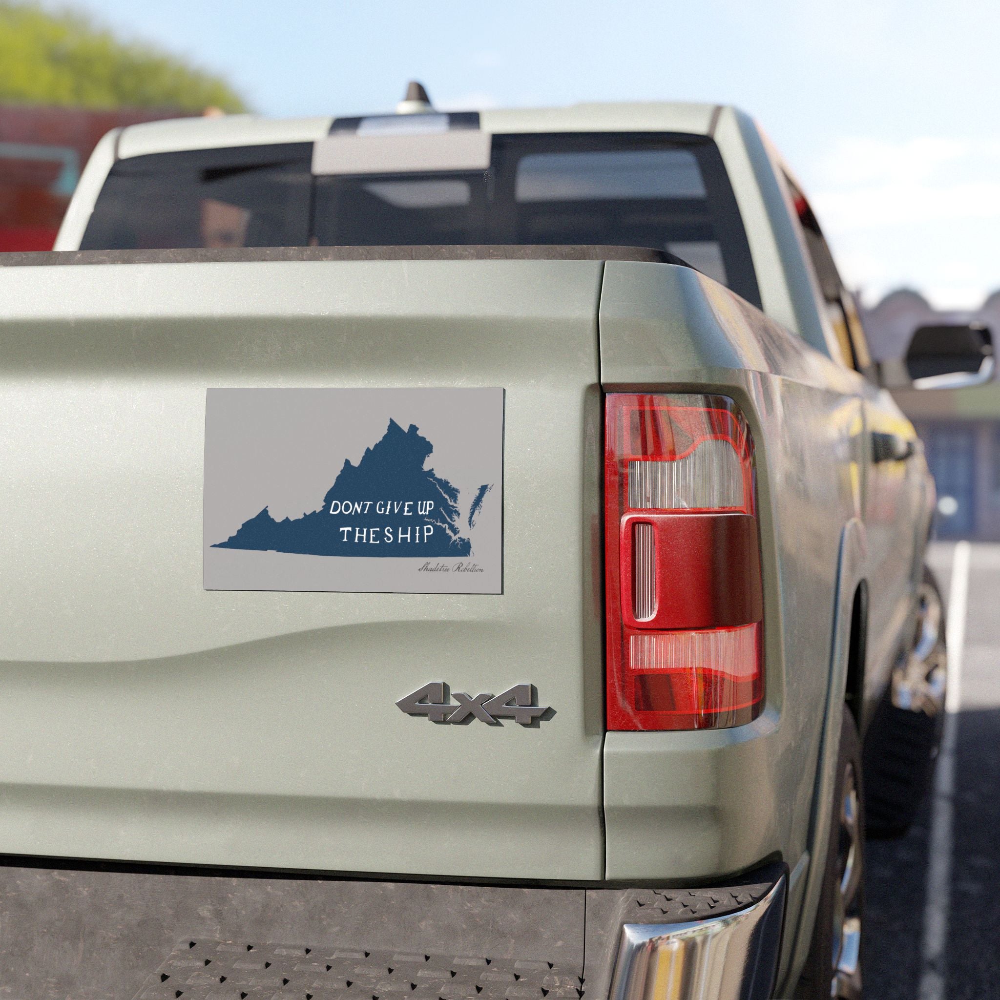 DONT GIVE UP THE SHIP Car Magnet (Grey)